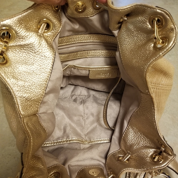 Michael kors purse and dust bag - Picture 5 of 7